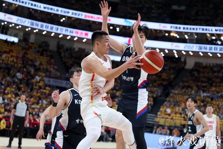 男篮世界杯预选赛：中国男篮在北京五棵松体育馆对阵韩国队